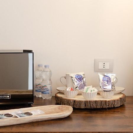 Aca Suite Luxury With Jacuzzi Adelfia Zewnętrze zdjęcie
