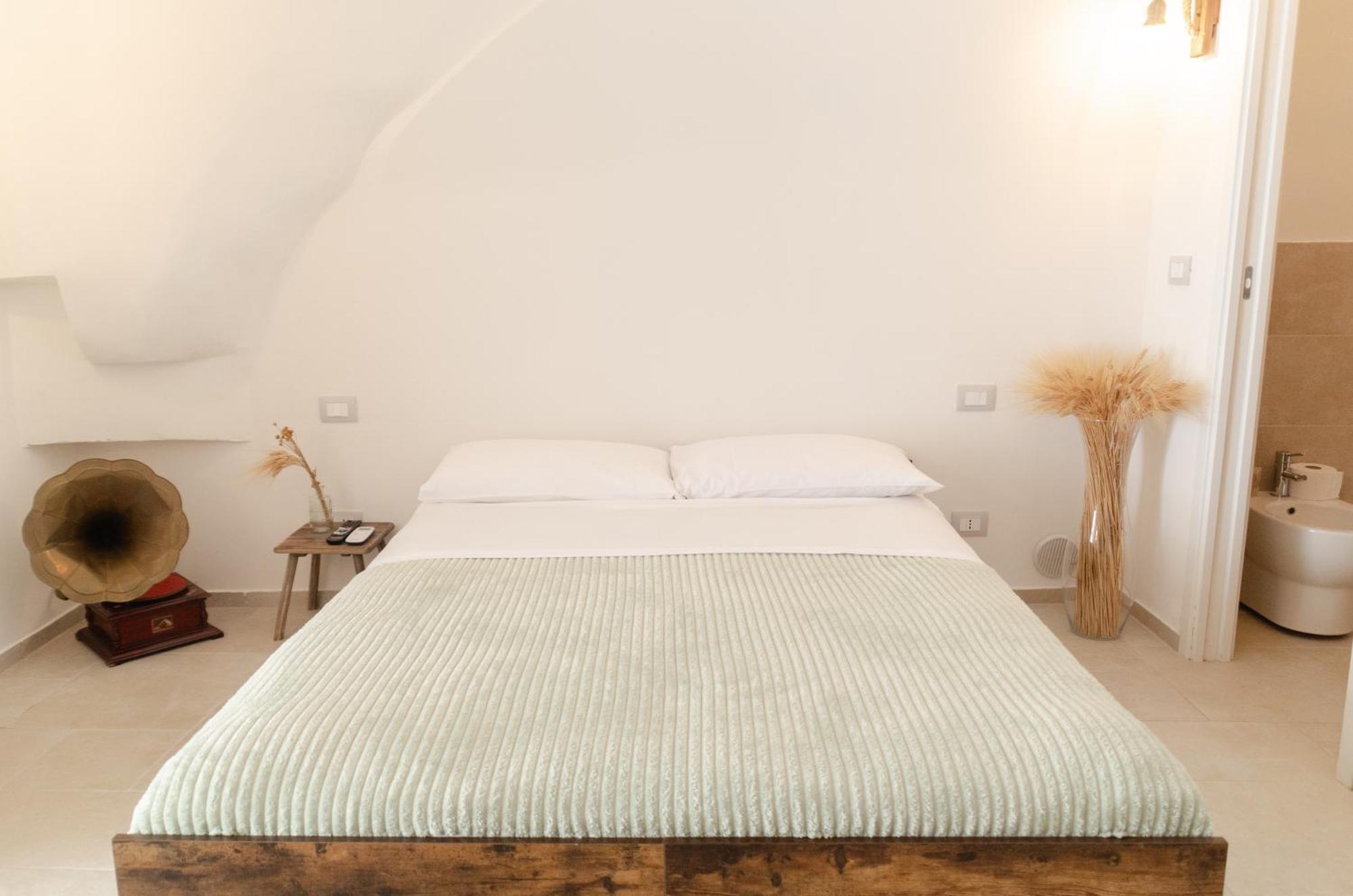 Aca Suite Luxury With Jacuzzi Adelfia Zewnętrze zdjęcie